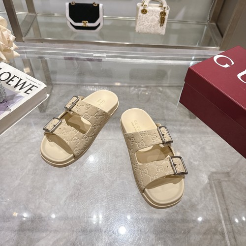 グッチ スリッパ