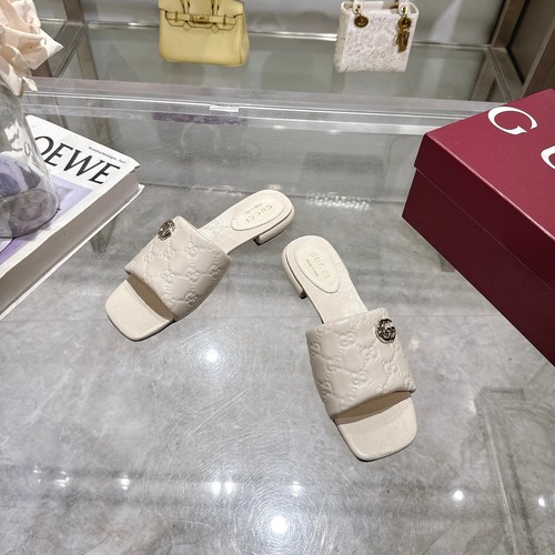 グッチ スリッパ