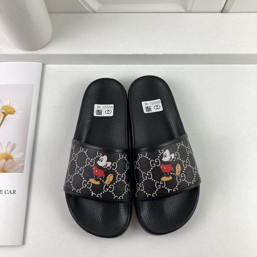 グッチ スリッパ