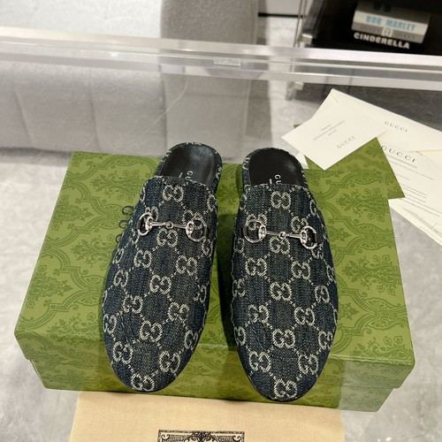 グッチ スリッパ