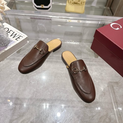グッチ スリッパ