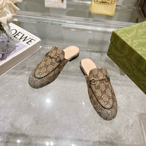 グッチ スリッパ
