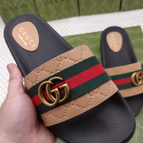 グッチ スリッパ