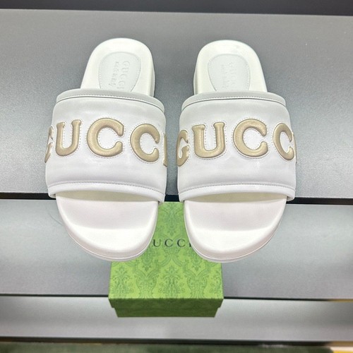 グッチ スリッパ