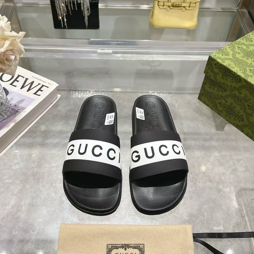 グッチ スリッパ
