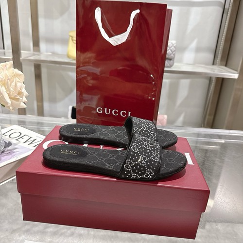 グッチ スリッパ