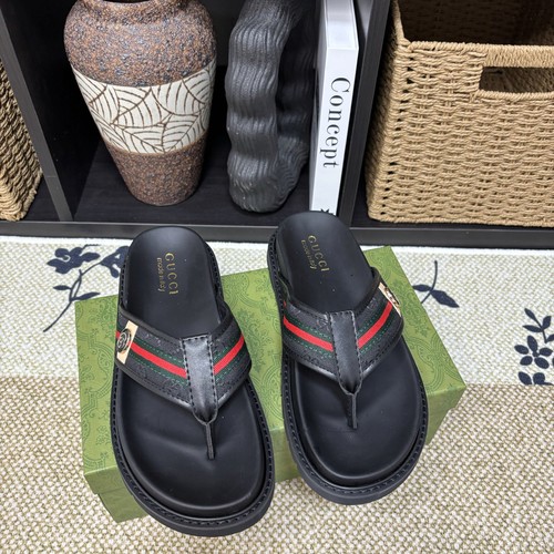 グッチ スリッパ