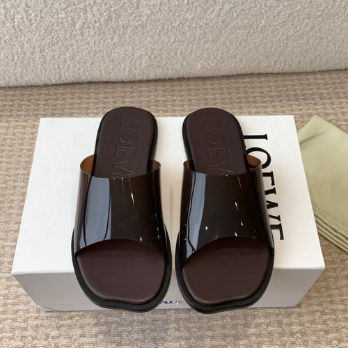 ロエベ 靴