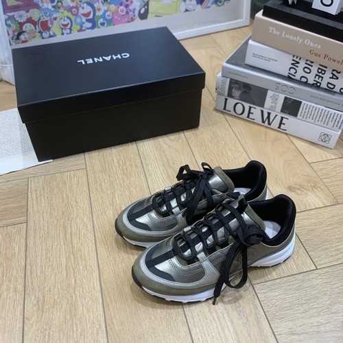 シャネル スニーカー