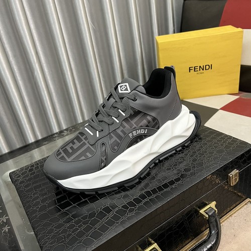 フェンディ 靴