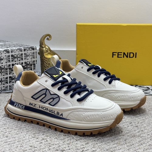 フェンディ 靴