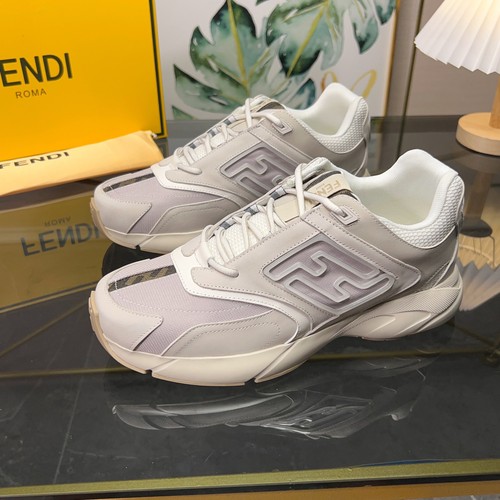 フェンディ 靴