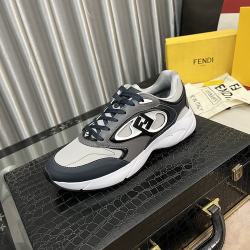 フェンディ 靴