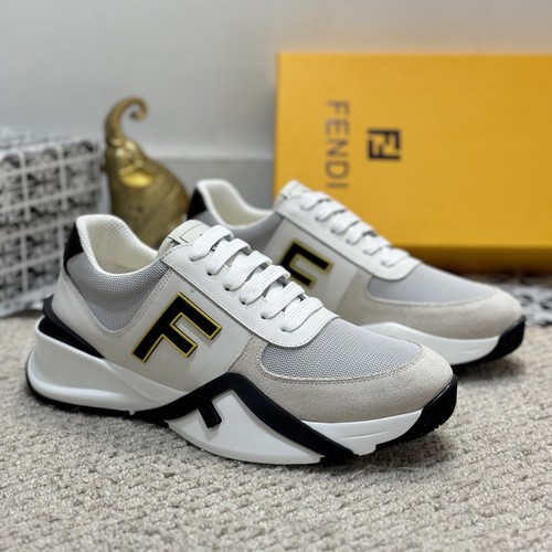 フェンディ 靴