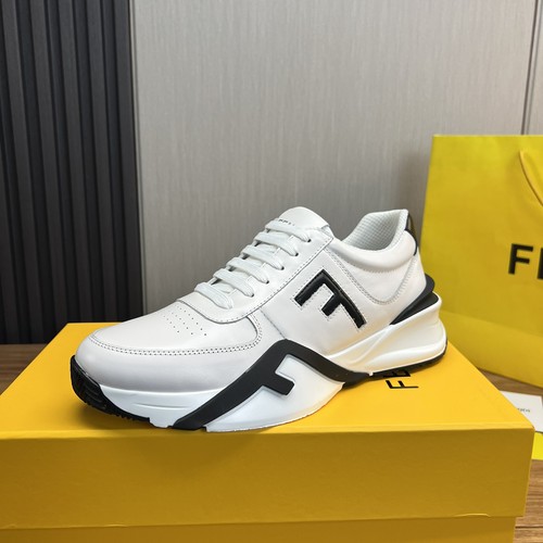 フェンディ 靴