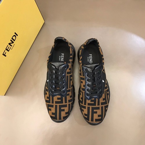 フェンディ 靴