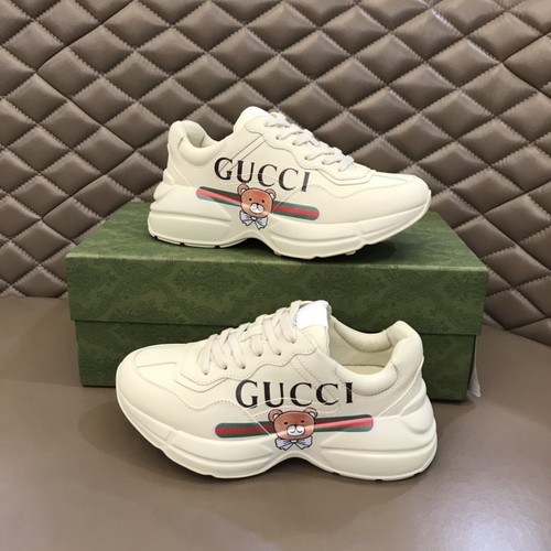 グッチ スニーカー