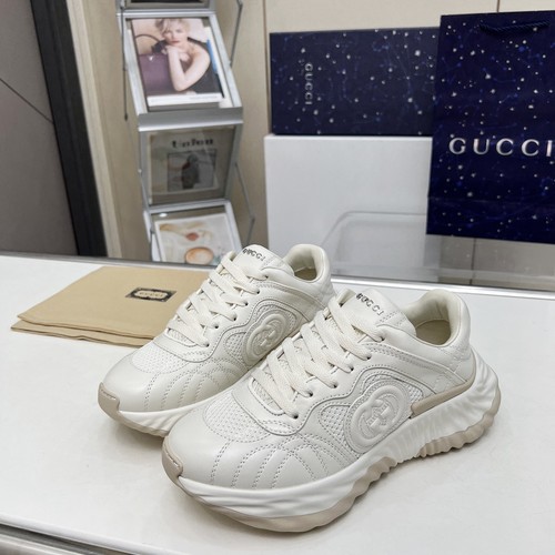 グッチ スニーカー