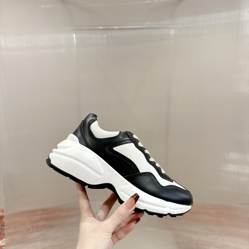 グッチ スニーカー