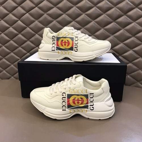 グッチ スニーカー