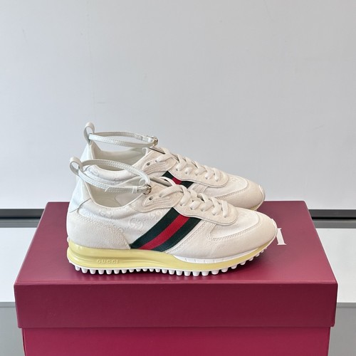 グッチ スニーカー