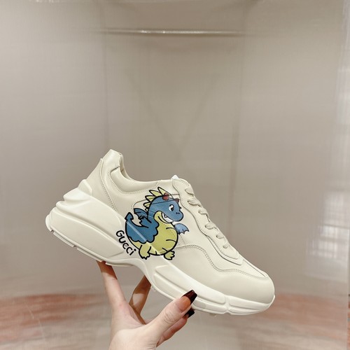 グッチ スニーカー
