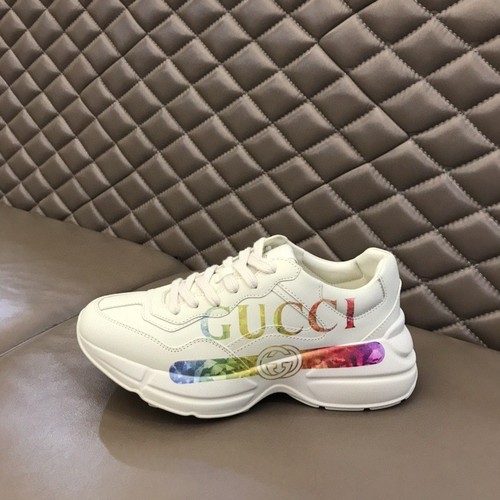 グッチ スニーカー