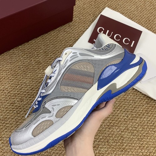 グッチ スニーカー