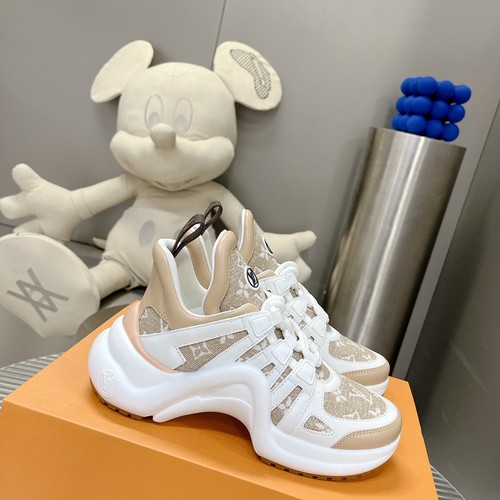 ルイヴィトン スニーカー