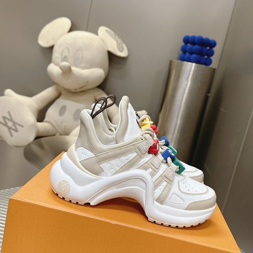ルイヴィトン スニーカー