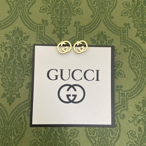 グッチ ピアス