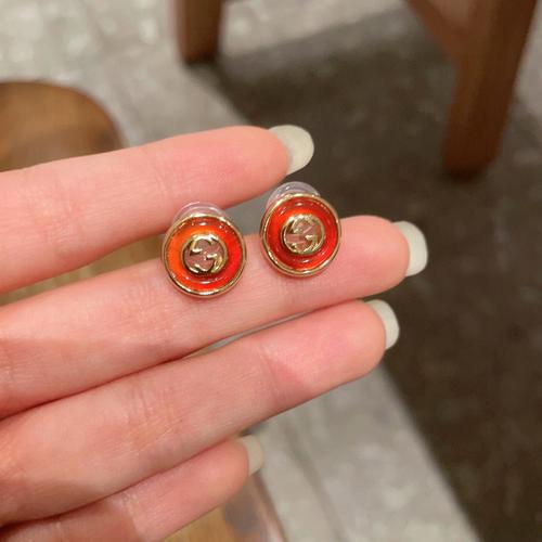 グッチ ピアス