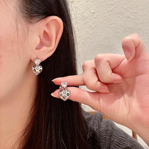 ルイヴィトン ピアス