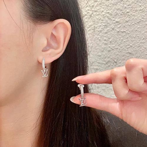 ルイヴィトン ピアス