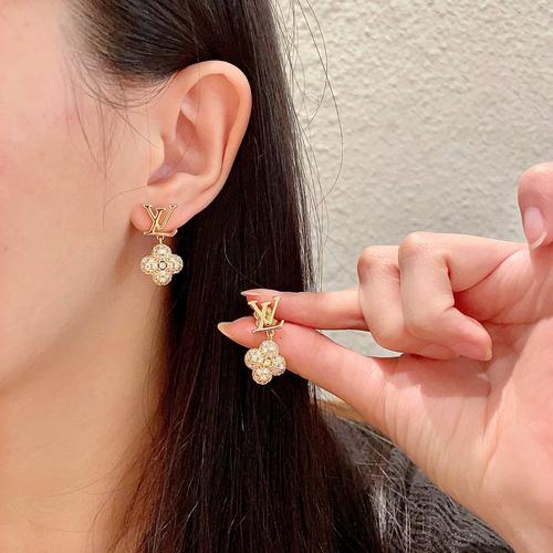 ルイヴィトン ピアス
