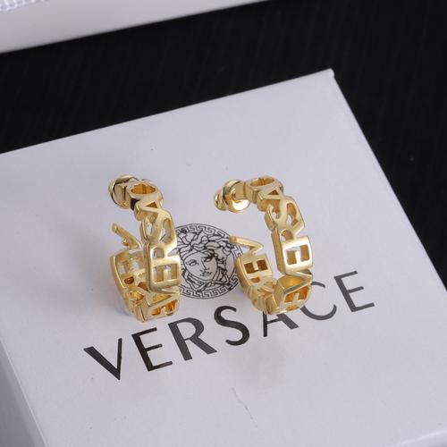 ヴェルサーチ ピアス