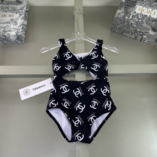 シャネル 水着