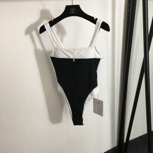 シャネル 水着