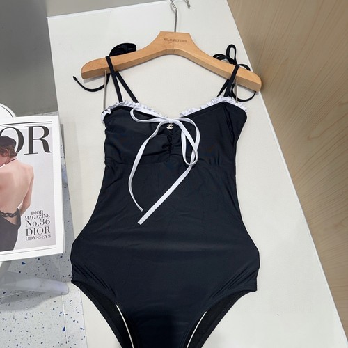 シャネル 水着