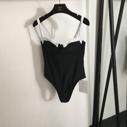 シャネル 水着