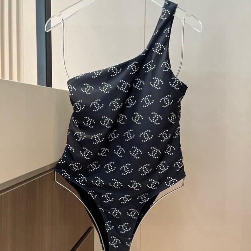 シャネル 水着