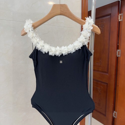 シャネル 水着